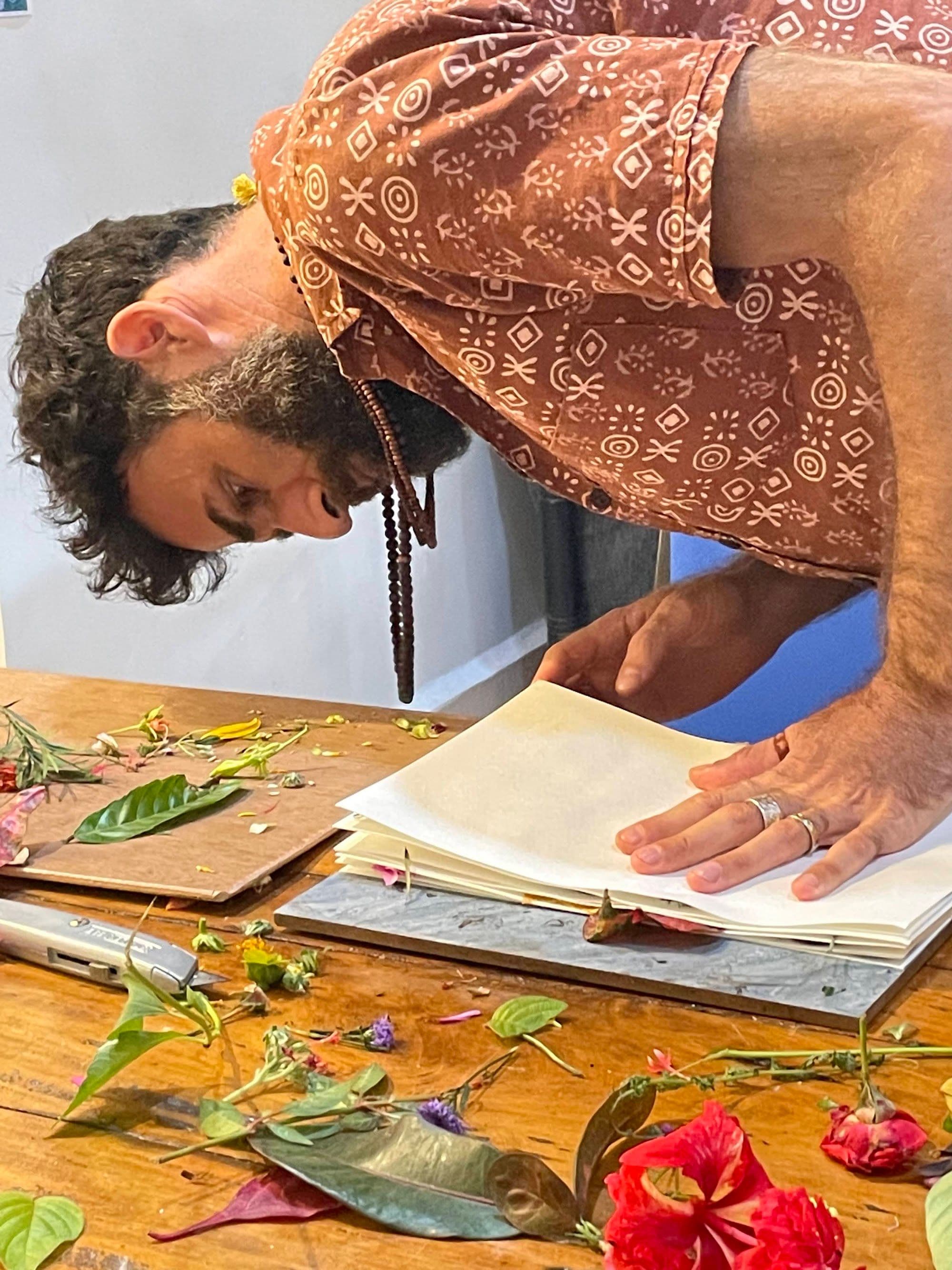 הדפס בוטני מסדנת "גילוי מתוך הדפס"